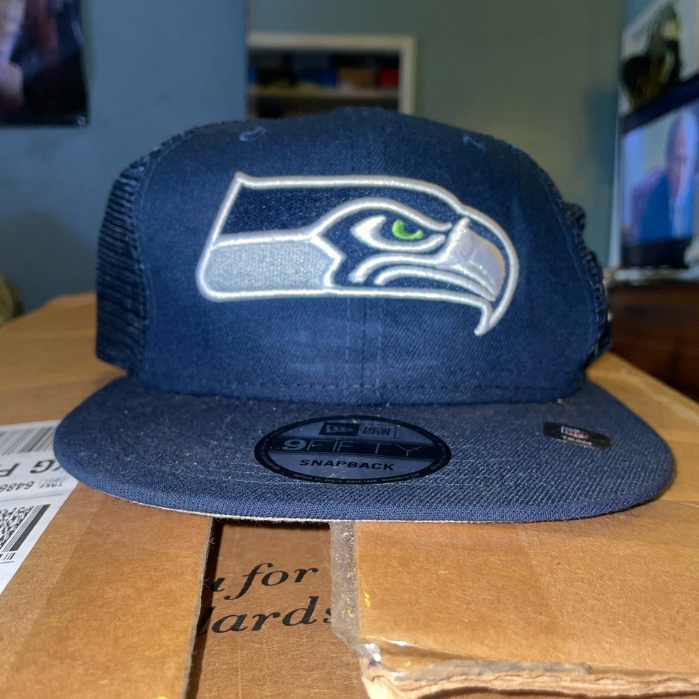 New Era Seahawks Navy Snapback Cap